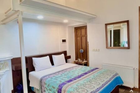 اتاق سنتی در اصفهان - کنار نقش جهان - vip