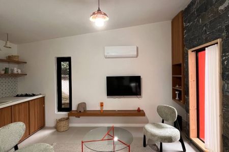 سوئیت با طراحی مینیمال در نشتارود - دینارسرا