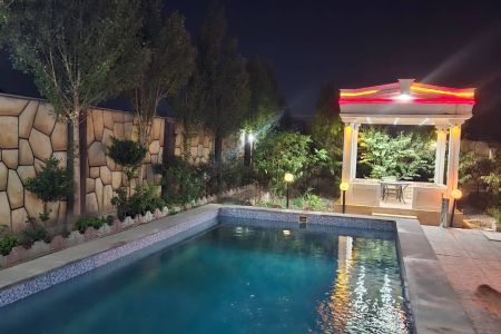 ویلا استخردار در چهارباغ - شهرک کامرانیه