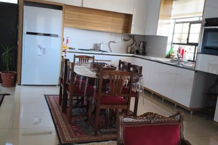 Renting a villa in Semirom - Qaraqaq