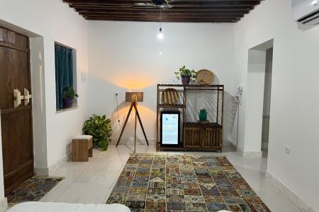 بومگردی ساحلی در جزیره هنگام - قیل - ۴ تخته