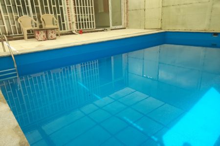 خانه ویلایی با استخر آبگرم در ساوجبلاغ - تکیه