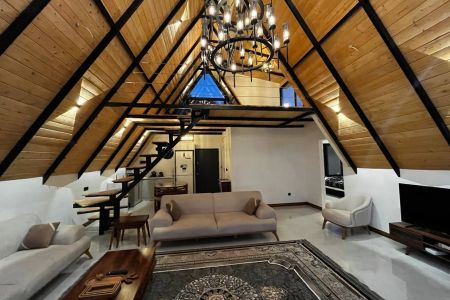 ویلا با چشم انداز کوه در جاده دو هزار - برسه