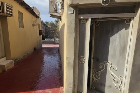 اجاره سوئیت در قشم - نزدیک قلعه پرتغالی ها