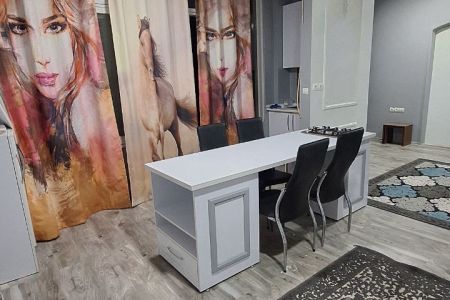 اجاره سوئیت در جاده طرقبه - طبقه سوم