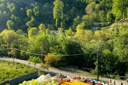 کلبه با طراحی خاص در شاندرمن - طالب دره