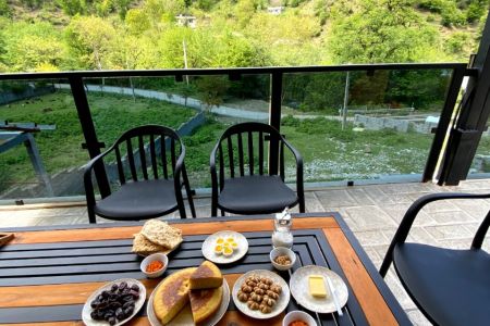 کلبه با طراحی خاص در شاندرمن - طالب دره