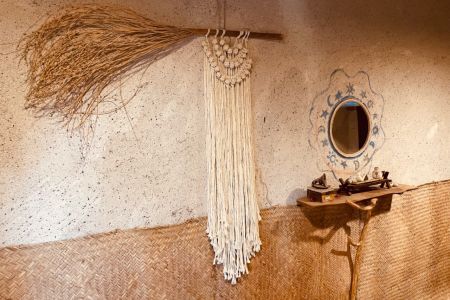 بوم گردی در هرمز - جنب موزه نادعلیان - دیریا
