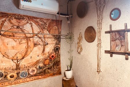 السیاحه البیئیه فی هرمز - بجوار متحف نادعلیان - غنو