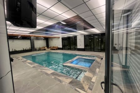 ویلا استخردار در ماهدشت کرج