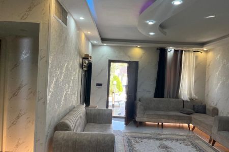 اجاره ویلا استخردار در چهارباغ