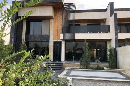 ویلا دوبلکس استخردار در چهارباغ - اغلان تپه