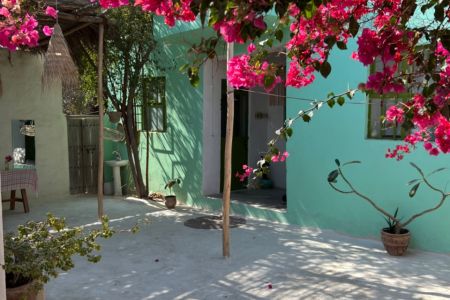 اجاره اتاق با حیاط دلباز در قشم - سلخ