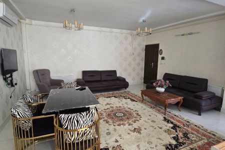 اجاره خانه مبله در زنجان - طبقه سوم - واحد ۱