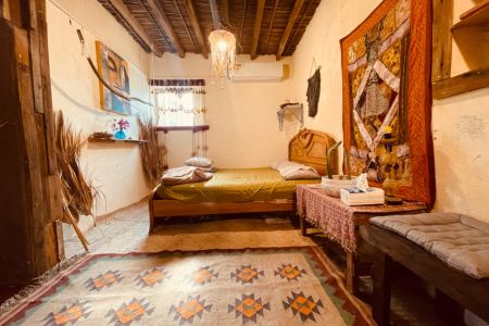 بوم گردی در هرمز - جنب موزه نادعلیان - بوهو