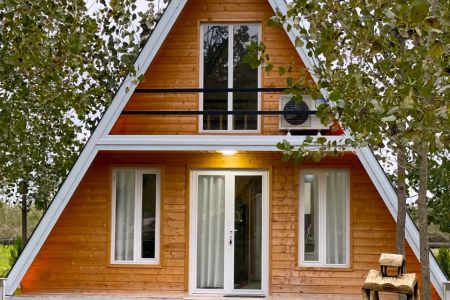 اجاره کلبه سوئیسی در آستانه - ششکل