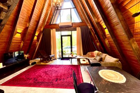 کلبه سوئیسی با وان جکوزی در چالوس - اکبرآباد