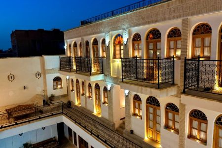 بوتیک هتل نزدیک نقش جهان - وزیری نشین vip