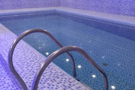 اجاره ویلا استخردار در رودهن - مهرآباد