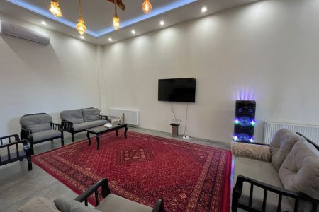 ویلا استخردار در چهارباغ - شهرک کامرانیه