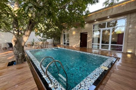 ویلا استخردار در چهارباغ - شهرک کامرانیه