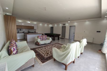 اجاره ویلا استخردار در چهارباغ - عرب آباد خسروی