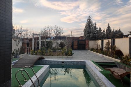 اجاره ویلا استخردار در ساوجبلاغ - عباس آباد