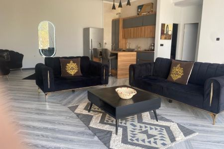 اجاره ویلا استخردار در چهارباغ - سنقرآباد