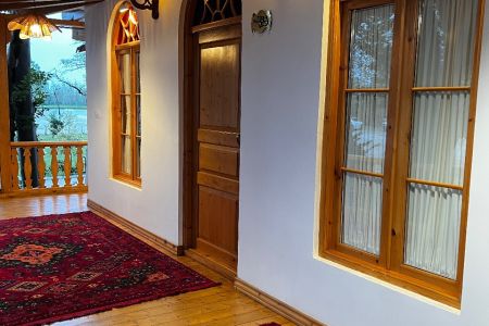 بوم گردی در شادخال شفت - ۴ تخته - طبقه ۲