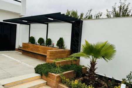 اجاره ویلا استخردار در چهارباغ