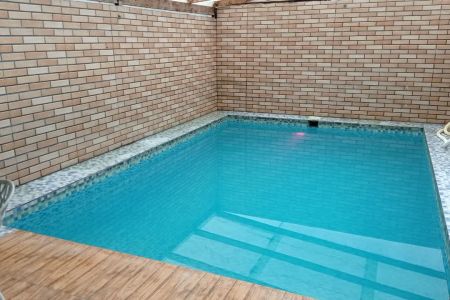 استئجار فيلا مع مسبح في موتيل سوان