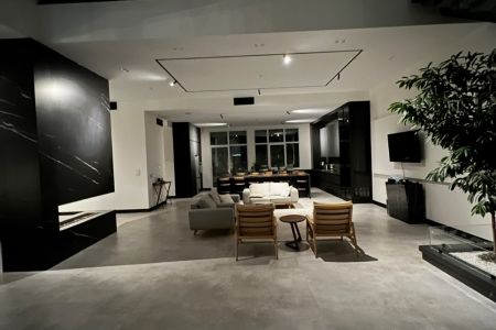 ویلا دوبلکس استخردار در چهارباغ - بهکام ناز