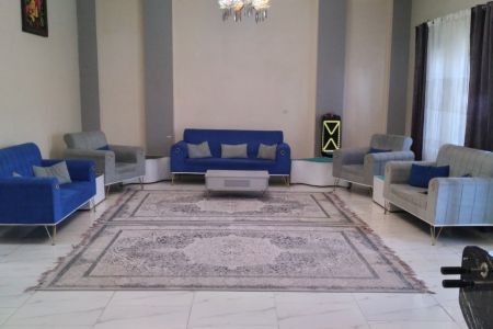 اجاره ویلا استخردار در چهارباغ - زعفرانیه