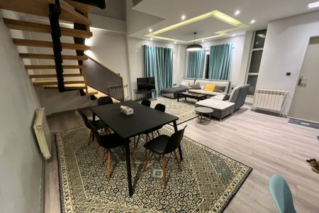 باغ ویلای دوبلکس در محمود آباد - چهار افرا