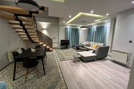 باغ ویلای دوبلکس در محمود آباد - چهار افرا