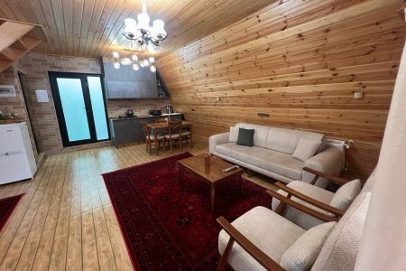 کلبه سوئیسی استخردار در گیسوم - دیگه سرا