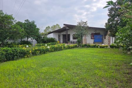 باغ ویلا به همراه زمین بازی در بندرانزلی