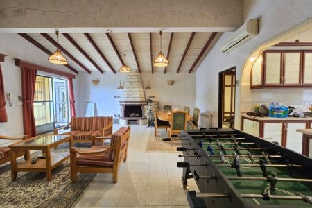 باغ ویلا به همراه زمین بازی در بندرانزلی