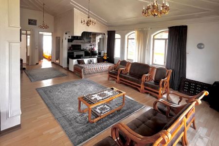 اجاره خانه بالکن دار در کلاردشت - طبقه سوم