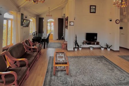 اجاره خانه بالکن دار در کلاردشت - طبقه سوم