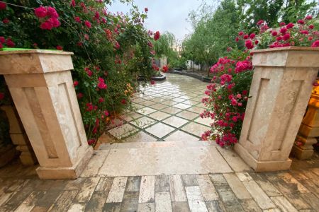 ویلا با استخر و جکوزی در شاندیز - ویرانی