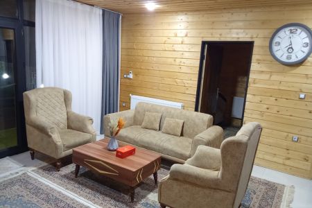 اجاره کلبه چوبی در شاندرمن - دلیجان