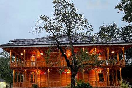 بوم گردی در شادخال شفت - ۴ تخته - طبقه ۲