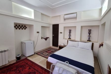 رزرو بوم گردی در نایین - پنجاهه - اتاق ۱