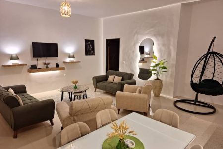 ویلا در قشم - نزدیک میدان حافظ