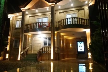 ویلا با استخر و جکوزی در چالوس - دوجمان