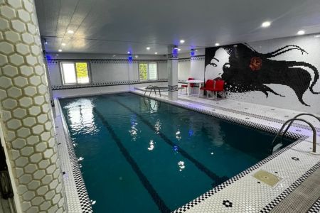 ویلا با استخر و جکوزی در چالوس - دوجمان