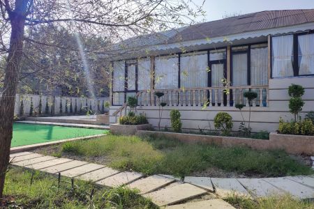 ویلا با وان سنتی در مسیر لاهیجان به سیاهکل