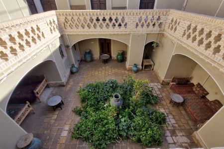 رزرو بوم گردی در نایین - پنجاهه - اتاق ۳