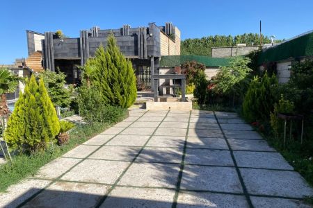 اجاره ویلا استخردار در چهارباغ - عرب آباد